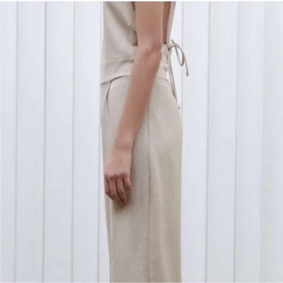 Zara Jumpsuit with side zip NWOT SZ L - Picture 4 of 7